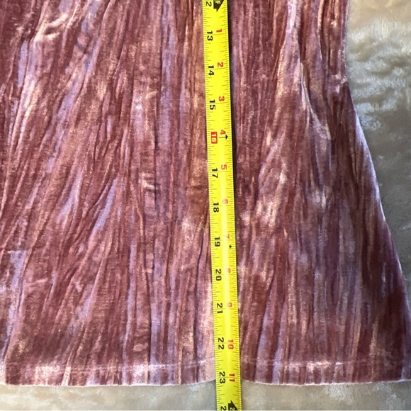 Pilcro Anthropologie Pink Crushed Velvet Velveteen Mock Neck Top Size Small - Picture 11 of 11